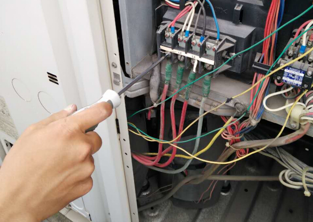 ������{���B�z�y